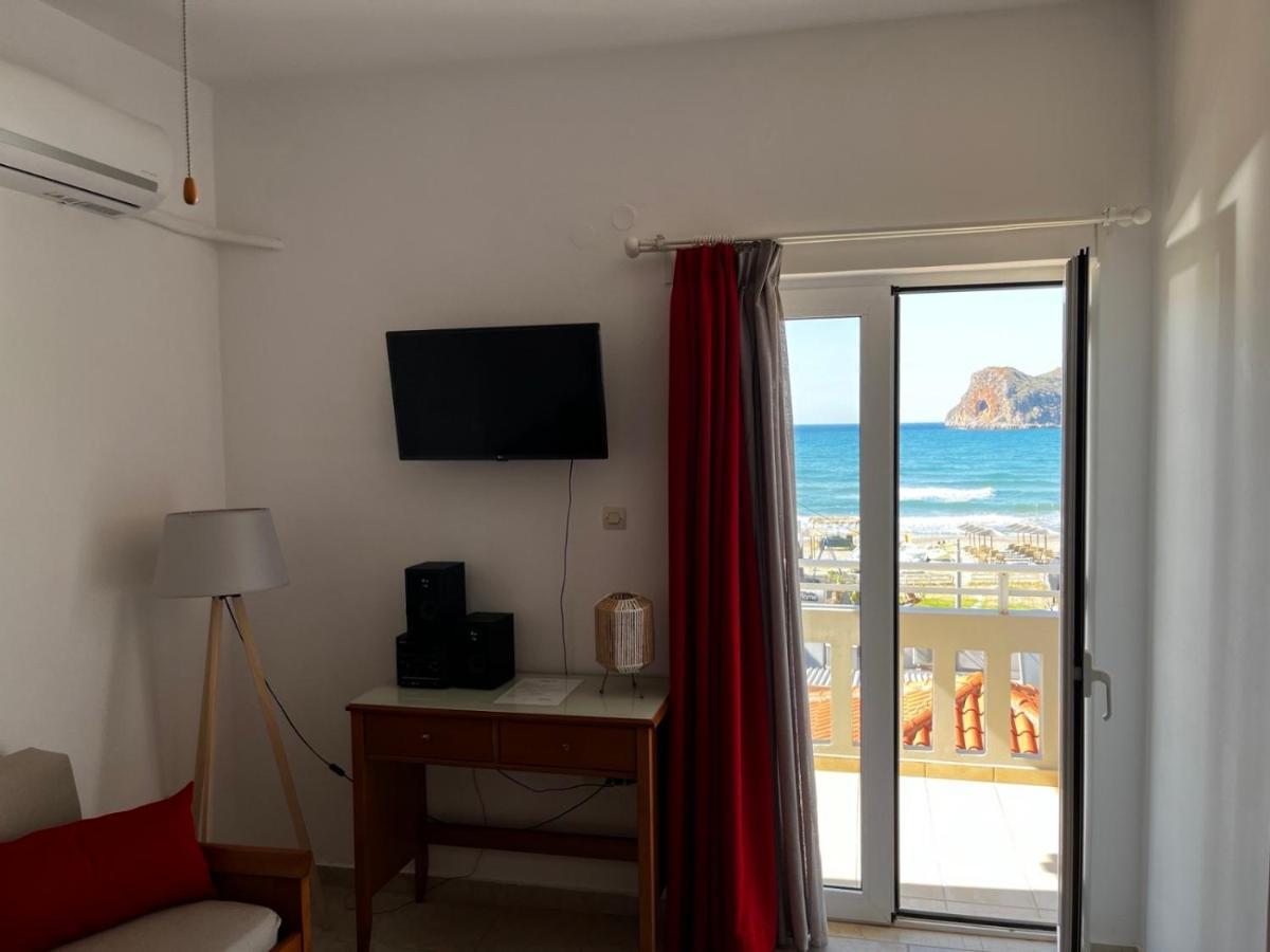 Michael Apartments Agia Marina  Bagian luar foto
